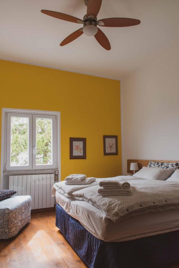 Bed And Breakfast Humus Sapiens Castiglione Chiavarese Exterior photo